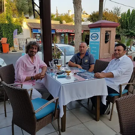 Ξενοδοχείο με διαμερίσματα Pinarhan Studio Bitez